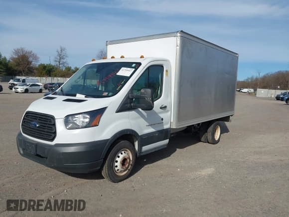 ✅ 2018 Ford Transit • VIN: 1FDBF8ZM7JKA99686 • Лот: 41799947. Опубликован ранее на IAAI с пробегом 69 918 миль. Бесплатный доступ к архиву аукционных продаж из США и подробный отчёт об истории автомобиля на DreamBid. Изображение 2.