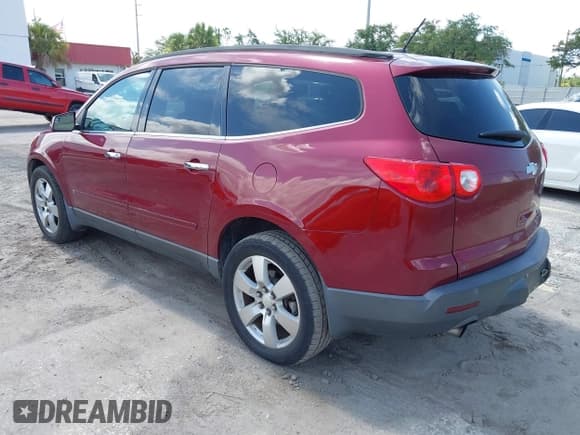 ✅ 2010 Chevrolet Traverse LTZ • VIN: 1GNLRHED3AJ193289 • Лот: 42586997. Опубликован ранее на IAAI с пробегом 226 150 миль. Бесплатный доступ к архиву аукционных продаж из США и подробный отчёт об истории автомобиля на DreamBid. Изображение 3.