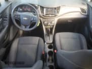 ✅ 2020 Chevrolet Trax LS • VIN: 3GNCJNSB4LL181186 • Lot: 92657055. Listed on Copart with 40,681 mi. Free auction sales archive from the USA and detailed vehicle history report at DreamBid. Image 8.