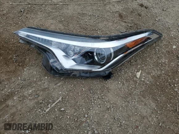 ✅ 2019 Toyota C-HR XLE • VIN: JTNKHMBX0K1024956 • Lot: 89538835. Listed on Copart with 75,413 mi. Free auction sales archive from the USA and detailed vehicle history report at DreamBid. Image 12.