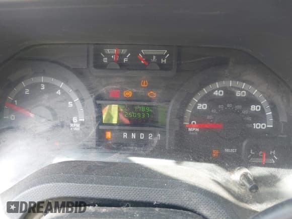 ✅ 2014 Ford Econoline Cargo Commercial • VIN: 1FTNS2EW9EDB03748 • Lot: 42574971. Listed on IAAI with 250,937 mi. Free auction sales archive from the USA and detailed vehicle history report at DreamBid. Image 7.