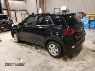 ✅ 2020 Hyundai Venue SE • VIN: KMHRB8A31LU032571 • Lot: 82027734. Listed on Copart with 101,389 mi. Free auction sales archive from the USA and detailed vehicle history report at DreamBid. Image 2.