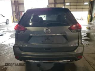 ✅ 2020 Nissan Rogue SV • VIN: 5N1AT2MV6LC718373 • Лот: 82469335. Опубликован ранее на Copart с пробегом 133 210 миль. Бесплатный доступ к архиву аукционных продаж из США и подробный отчёт об истории автомобиля на DreamBid. Изображение 6.