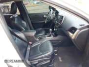 ✅ 2016 Jeep Cherokee Limited • VIN: 1C4PJMDB1GW310020 • Lot: 42097064. Wystawiony na IAAI z przebiegiem 148 053 mil. Bezpłatny archiwum sprzedaży aukcyjnych z USA i szczegółowy raport historii pojazdu na DreamBid. Zdjęcie 5.