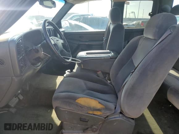 ✅ 2007 GMC Sierra 2500HD SLE1 • VIN: 1GTHK29U37E143486 • Лот: 62153395. Опубликован ранее на Copart с пробегом 207 666 миль. Бесплатный доступ к архиву аукционных продаж из США и подробный отчёт об истории автомобиля на DreamBid. Изображение 7.