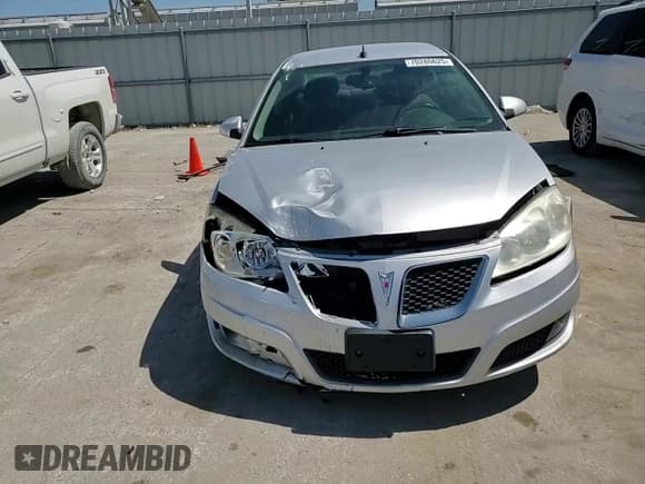 ✅ 2010 Pontiac G6 1SB • VIN: 1G2ZA5E08A4117916 • Lot: 70280625. Wystawiony na Copart z przebiegiem 155 038 mil. Bezpłatny archiwum sprzedaży aukcyjnych z USA i szczegółowy raport historii pojazdu na DreamBid. Zdjęcie 13.