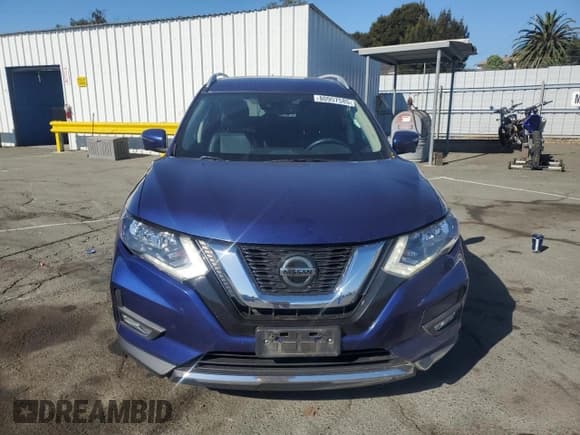 ✅ 2018 Nissan Rogue SL • VIN: JN8AT2MT2JW464177 • Lot: 80957585. Wystawiony na Copart z przebiegiem 95 508 mil. Bezpłatny archiwum sprzedaży aukcyjnych z USA i szczegółowy raport historii pojazdu na DreamBid. Zdjęcie 5.
