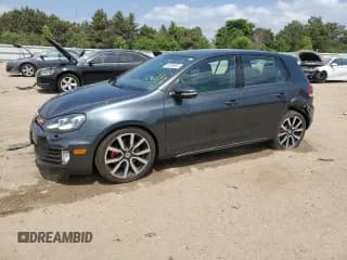 ✅ 2014 Volkswagen Golf GTI Wolfsburg Edition • VIN: WVWGD7AJ7EW004084 • Lot: 56659685. Wystawiony na Copart z przebiegiem 68 413 mil. Bezpłatny archiwum sprzedaży aukcyjnych z USA i szczegółowy raport historii pojazdu na DreamBid. Zdjęcie 1.