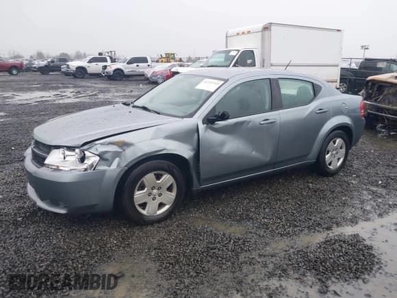 ✅ 2009 Dodge Avenger SE • VIN: 1B3LC46B39N562125 • Lot: 41233245. Wystawiony na IAAI z przebiegiem 72 835 mil. Bezpłatny archiwum sprzedaży aukcyjnych z USA i szczegółowy raport historii pojazdu na DreamBid. Zdjęcie 17.