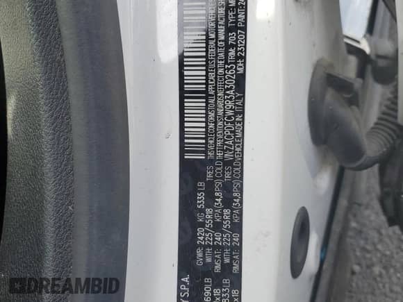 ✅ 2024 Dodge Hornet R/T • VIN: ZACPDFCW9R3A30263 • Lot: 70490385. Wystawiony na Copart z przebiegiem 31 087 mil mil. Skorzystaj z bezpłatnego archiwum sprzedaży aukcyjnych z USA i zobacz szczegółowy raport historii pojazdu na DreamBid. Zdjęcie 14.