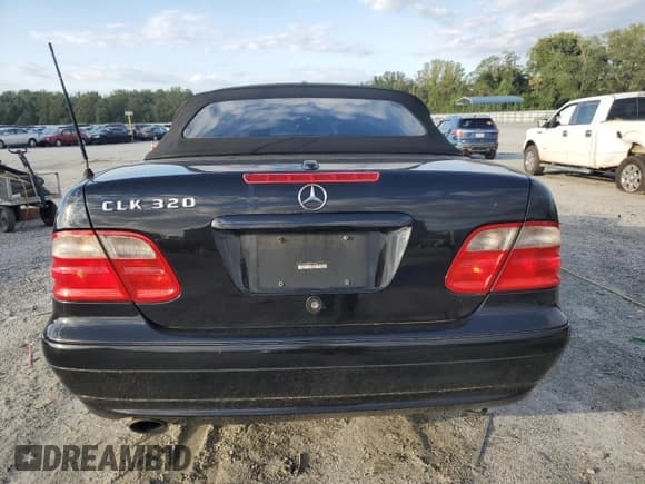 ✅ 2003 Mercedes-Benz CLK 320 • VIN: WDBLK65G03T143547 • Lot: 71158635. Wystawiony na Copart z przebiegiem 300 305 mil. Bezpłatny archiwum sprzedaży aukcyjnych z USA i szczegółowy raport historii pojazdu na DreamBid. Zdjęcie 6.