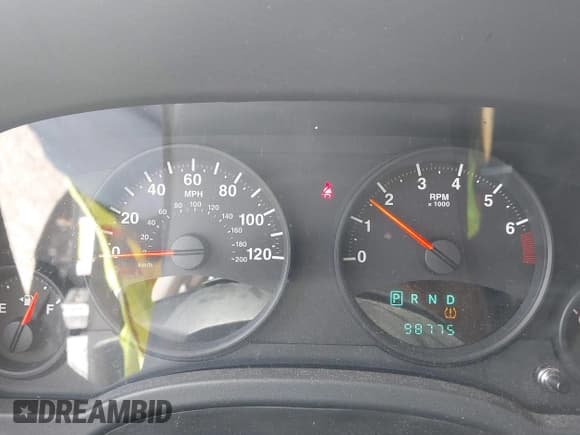 ✅ 2009 Jeep Patriot Sport • VIN: 1J4FF28B89D207956 • Lot: 43074273. Listed on IAAI with 98,775 mi. Free auction sales archive from the USA and detailed vehicle history report at DreamBid. Image 7.