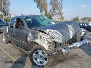 ✅ 2007 Chevrolet Silverado 1500 1LT • VIN: 2GCEC19J671681715 • Lot: 41460453. Listed on IAAI with 119,714 mi. Free auction sales archive from the USA and detailed vehicle history report at DreamBid. Image 1.