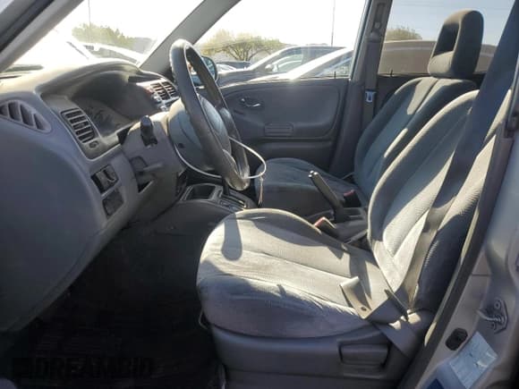 ✅ 2002 Suzuki XL7 Standard • VIN: JS3TY92VX24103054 • Lot: 73728814. Listed on Copart with 164,006 mi. Free auction sales archive from the USA and detailed vehicle history report at DreamBid. Image 7.