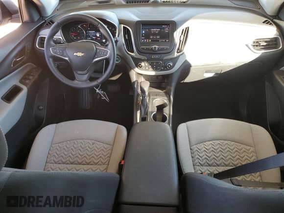 2024 Chevrolet Equinox LT with VIN 3GNAXUEG9RL301984, listed as a Copart auction lot 87086875 with 39,613 mi miles and Salvage title. Bid and sale history available at DreamBid. Image 8.