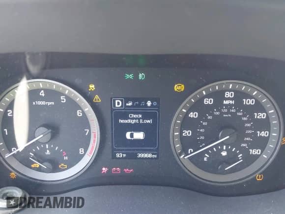 2017 Hyundai Tucson SE Plus z VIN KM8J33A48HU408633, wystawiony jako IAAI lot #42537299 z przebiegiem 39 968 mil mil oraz . Historia ofert i sprzedaży dostępna na DreamBid. Obrazek 7.