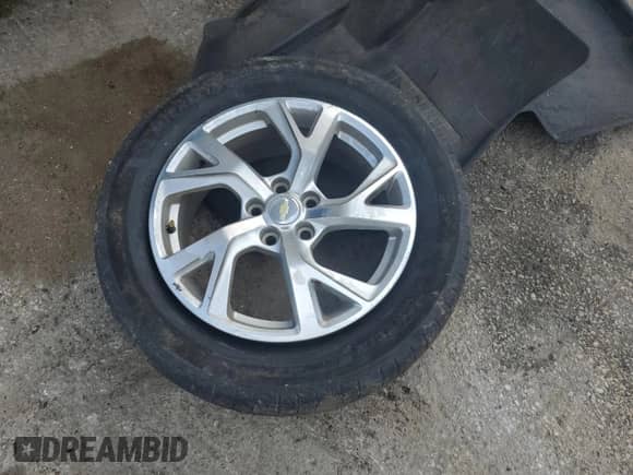 2018 Chevrolet Equinox Premier с VIN 3GNAXPEUXJL154361, выставлен на аукционе Copart как лот 63257075 с пробегом 123 677 миль миль и Списание • Salvage title. История ставок и продаж доступна на DreamBid. Изображение 13.