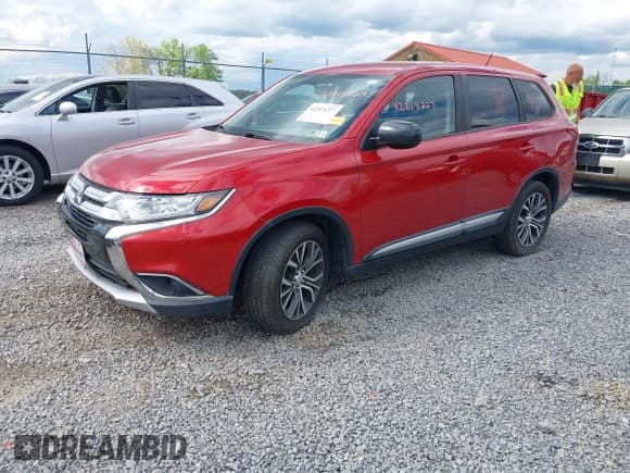 ✅ 2016 Mitsubishi Outlander SE • VIN: JA4AZ3A36GZ037753 • Lot: 42215227. Listed on IAAI with 71,135 mi. Free auction sales archive from the USA and detailed vehicle history report at DreamBid. Image 2.
