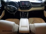 ✅ 2021 Toyota Highlander XLE • VIN: 5TDHZRBH0MS130170 • Lot: 90228535. Wystawiony na Copart z przebiegiem 79 906 mil. Bezpłatny archiwum sprzedaży aukcyjnych z USA i szczegółowy raport historii pojazdu na DreamBid. Zdjęcie 8.