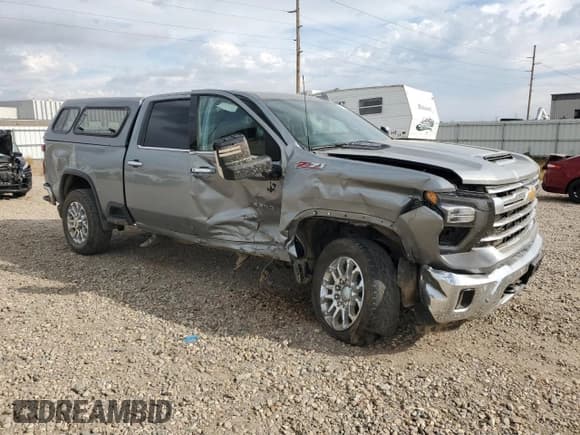 ✅ 2024 Chevrolet Silverado 2500HD LTZ • VIN: 2GC4YPEY9R1156198 • Лот: 71541415. Опубликован ранее на Copart с пробегом 41 933 миль. Бесплатный доступ к архиву аукционных продаж из США и подробный отчёт об истории автомобиля на DreamBid. Изображение 4.