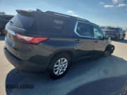 ✅ 2019 Chevrolet Traverse LT Cloth • VIN: 1GNERGKW1KJ206826 • Lot: 90917795. Wystawiony na Copart z przebiegiem 94 485 mil. Bezpłatny archiwum sprzedaży aukcyjnych z USA i szczegółowy raport historii pojazdu na DreamBid. Zdjęcie 3.