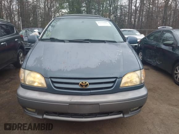 ✅ 2001 Toyota Sienna LE • VIN: 4T3ZF13C71U364396 • Lot: 43734202. Listed on IAAI with 142,185 mi. Free auction sales archive from the USA and detailed vehicle history report at DreamBid. Image 12.