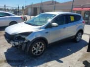 ✅ 2013 Ford Escape SEL • VIN: 1FMCU9H93DUA34811 • Лот: 42227559. Опубликован ранее на IAAI с пробегом 126 495 миль. Бесплатный доступ к архиву аукционных продаж из США и подробный отчёт об истории автомобиля на DreamBid. Изображение 2.