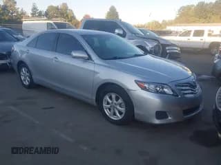 ✅ 2011 Toyota Camry LE • VIN: 4T1BF3EK6BU121867 • Лот: 43469811. Опубликован ранее на IAAI с пробегом 135 903 миль. Бесплатный доступ к архиву аукционных продаж из США и подробный отчёт об истории автомобиля на DreamBid. Изображение 1.