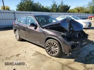 ✅ 2015 BMW X1 sDrive28i • VIN: WBAVM1C59FV319140 • Lot: 82502285. Listed on Copart with Not provided. Free auction sales archive from the USA and detailed vehicle history report at DreamBid. Image 4.