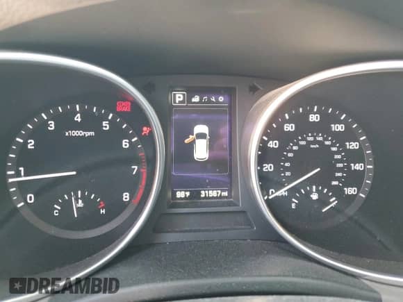 ✅ 2018 Hyundai Santa Fe 2.4L • VIN: 5XYZU3LB2JG529553 • Lot: 45578823. Wystawiony na Copart z przebiegiem 31 567 mil mil. Skorzystaj z bezpłatnego archiwum sprzedaży aukcyjnych z USA i zobacz szczegółowy raport historii pojazdu na DreamBid. Zdjęcie 9.