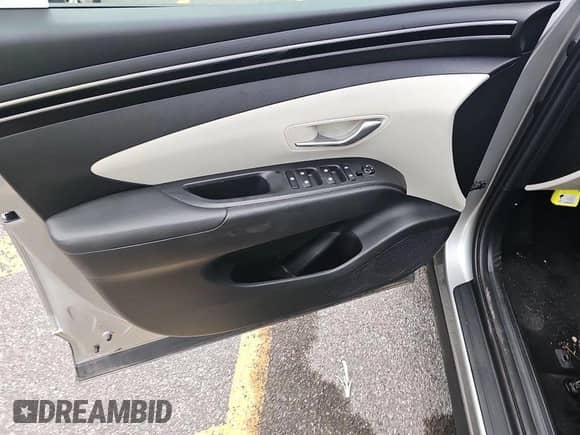 ✅ 2024 Hyundai Tucson SEL • VIN: 5NMJBCDE8RH388176 • Lot: 42808969. Listed on IAAI with 23,551 mi miles. Access the free auction sales archive from the USA and view a detailed vehicle history report at DreamBid. Image 1.