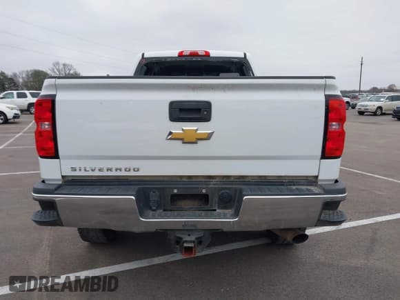 ✅ 2018 Chevrolet Silverado 2500HD Work Truck • VIN: 1GC1KUEG2JF200274 • Лот: 43630519. Опубликован ранее на IAAI с пробегом 159 618 миль. Бесплатный доступ к архиву аукционных продаж из США и подробный отчёт об истории автомобиля на DreamBid. Изображение 16.