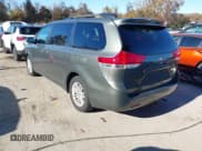 ✅ 2012 Toyota Sienna XLE AAS • VIN: 5TDYK3DC7CS277507 • Lot: 43610868. Listed on IAAI with 118,590 mi. Free auction sales archive from the USA and detailed vehicle history report at DreamBid. Image 3.