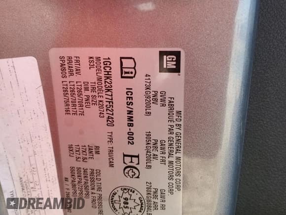 ✅ 2007 Chevrolet Silverado 2500HD 2LT • VIN: 1GCHK23K77F527420 • Lot: 48525815. Wystawiony na Copart z przebiegiem 253 826 mil. Bezpłatny archiwum sprzedaży aukcyjnych z USA i szczegółowy raport historii pojazdu na DreamBid. Zdjęcie 12.