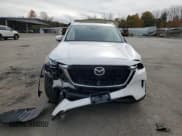 ✅ 2025 Mazda CX-90 Preferred Package • VIN: JM3KKBHAXS1250295 • Lot: 90687305. Wystawiony na Copart z przebiegiem 2 788 mil. Bezpłatny archiwum sprzedaży aukcyjnych z USA i szczegółowy raport historii pojazdu na DreamBid. Zdjęcie 5.