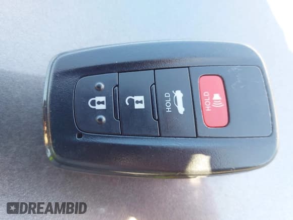 ✅ 2024 Toyota Camry Hybrid SE • VIN: 4T1S31AK4RU077588 • Lot: 43166384. Wystawiony na IAAI z przebiegiem 25 718 mil. Bezpłatny archiwum sprzedaży aukcyjnych z USA i szczegółowy raport historii pojazdu na DreamBid. Zdjęcie 11.