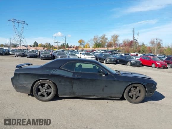 ✅ 2010 Dodge Challenger R/T • VIN: 2B3CJ5DT0AH118804 • Lot: 43715831. Wystawiony na IAAI z przebiegiem 132 963 mil. Bezpłatny archiwum sprzedaży aukcyjnych z USA i szczegółowy raport historii pojazdu na DreamBid. Zdjęcie 13.