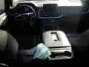 ✅ 2021 Chevrolet Suburban RST • VIN: 1GNSCEKD5MR256317 • Lot: 46294685. Wystawiony na Copart z przebiegiem 72 688 mil. Bezpłatny archiwum sprzedaży aukcyjnych z USA i szczegółowy raport historii pojazdu na DreamBid. Zdjęcie 8.