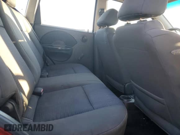 2006 Chevrolet Aveo LS с VIN KL1TD66606B653075, выставлен на аукционе Copart как лот 82366824 с пробегом 124 689 миль миль и Списание • Salvage title. История ставок и продаж доступна на DreamBid. Изображение 10.