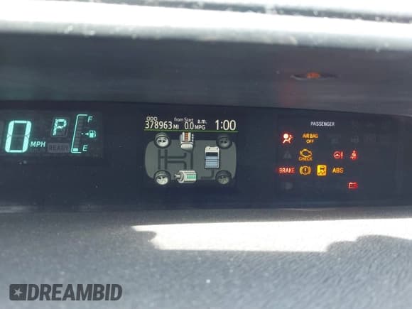 ✅ 2013 Toyota Prius Two • VIN: JTDKDTB31D1038651 • Lot: 43231800. Listed on IAAI with 378,963 mi. Free auction sales archive from the USA and detailed vehicle history report at DreamBid. Image 7.