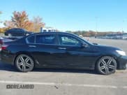 ✅ 2016 Honda Accord Sport • VIN: 1HGCR2F57GA078041 • Lot: 43522938. Wystawiony na IAAI z przebiegiem 95 047 mil. Bezpłatny archiwum sprzedaży aukcyjnych z USA i szczegółowy raport historii pojazdu na DreamBid. Zdjęcie 13.
