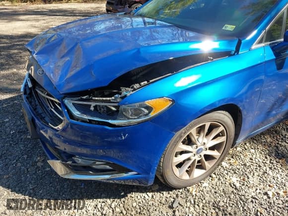 ✅ 2017 Ford Fusion SE • VIN: 3FA6P0HD3HR161859 • Lot: 43513933. Listed on IAAI with 109,591 mi. Free auction sales archive from the USA and detailed vehicle history report at DreamBid. Image 6.