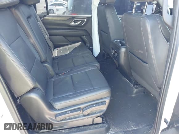 ✅ 2022 Chevrolet Suburban LT • VIN: 1GNSKCKDXNR247122 • Lot: 41837555. Listed on IAAI with 77,954 mi. Free auction sales archive from the USA and detailed vehicle history report at DreamBid. Image 8.