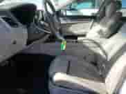 2015 Hyundai Genesis 3.8L z VIN KMHGN4JE9FU099044, wystawiony jako Copart lot #43276334 z przebiegiem 95 230 mil mil oraz Szkoda całkowita • Salvage title. Historia ofert i sprzedaży dostępna na DreamBid. Obrazek 7.