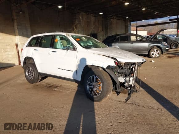 ✅ 2020 Jeep Grand Cherokee Limited • VIN: 1C4RJFBGXLC239821 • Лот: 41216680. Опубликован ранее на IAAI с пробегом 83 055 миль. Бесплатный доступ к архиву аукционных продаж из США и подробный отчёт об истории автомобиля на DreamBid. Изображение 1.