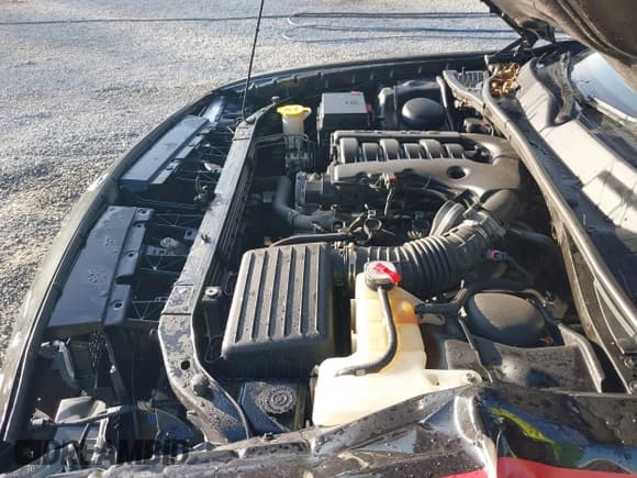 ✅ 2010 Dodge Challenger SE • VIN: 2B3CJ4DV1AH240972 • Lot: 40612957. Wystawiony na IAAI z przebiegiem 162 452 mil. Bezpłatny archiwum sprzedaży aukcyjnych z USA i szczegółowy raport historii pojazdu na DreamBid. Zdjęcie 10.