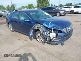 2016 Hyundai Sonata SE с VIN 5NPE24AF6GH386186, выставлен на аукционе IAAI как лот 43146140 с пробегом 127 111 миль миль и . История ставок и продаж доступна на DreamBid. Изображение 1.