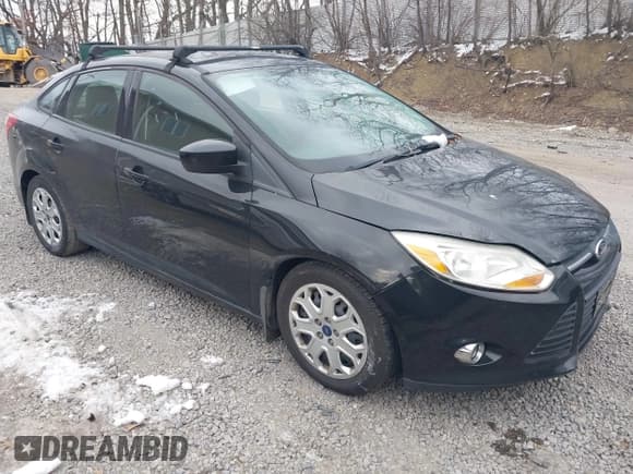 ✅ 2012 Ford Focus SE • VIN: 1FAHP3F26CL421156 • Lot: 43858903. Listed on IAAI with 181,653 mi. Free auction sales archive from the USA and detailed vehicle history report at DreamBid. Image 1.