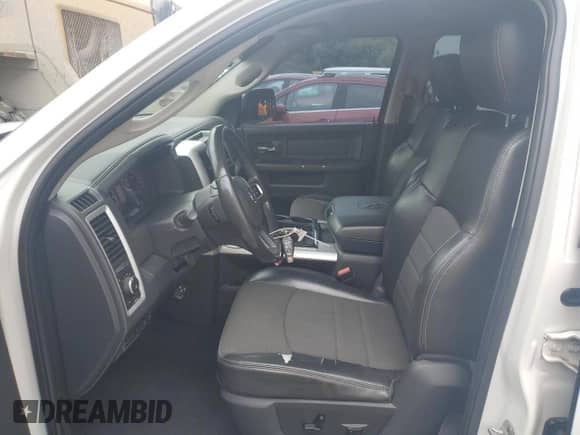 2010 Dodge 1500 Laramie с VIN 1D7RV1GT6AS255374, выставлен на аукционе Copart как лот 58413005 с пробегом 164 477 миль миль и Списание • Salvage title. История ставок и продаж доступна на DreamBid. Изображение 7.