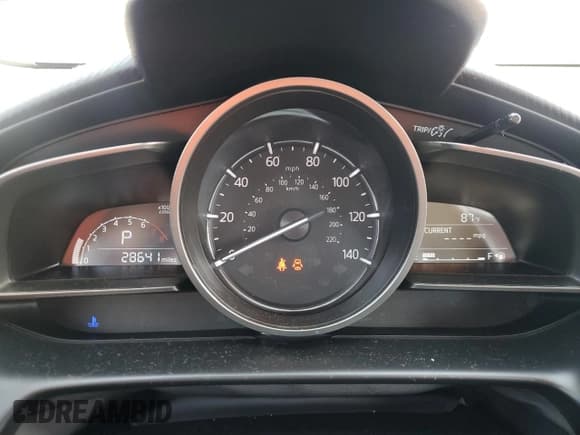 ✅ 2018 Mazda CX-3 Sport • VIN: JM1DKDB74J0331517 • Лот: 81597285. Опубликован ранее на Copart с пробегом 28 641 миль. Бесплатный доступ к архиву аукционных продаж из США и подробный отчёт об истории автомобиля на DreamBid. Изображение 9.